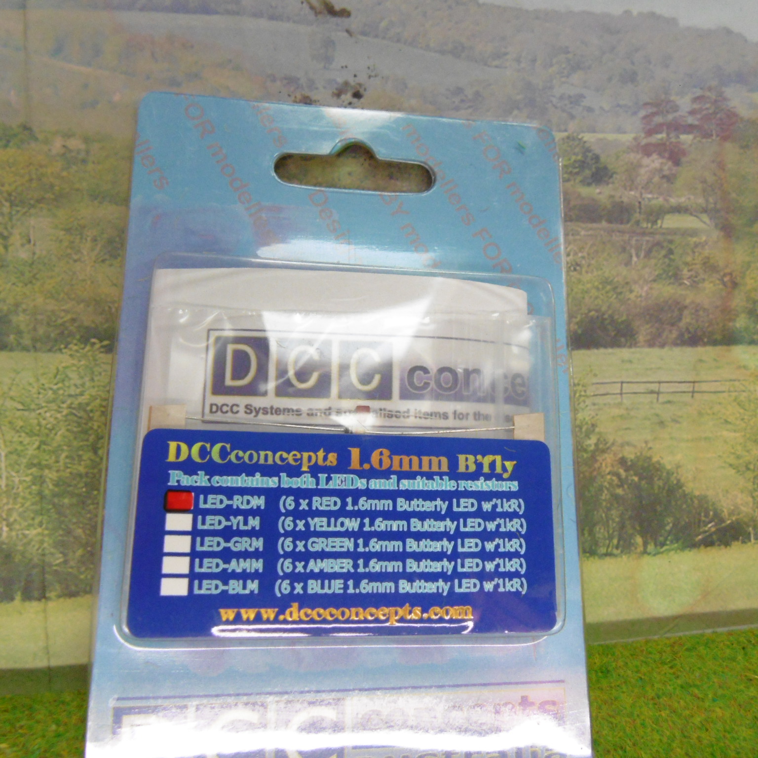 DCCConcepts LED RDM 6 RED 1 6mm Butterfly LED W 1KR UK Model 