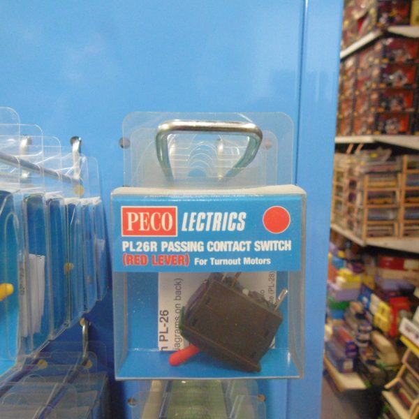 Peco PL-26R Passing Contact Switch (Red Lever)