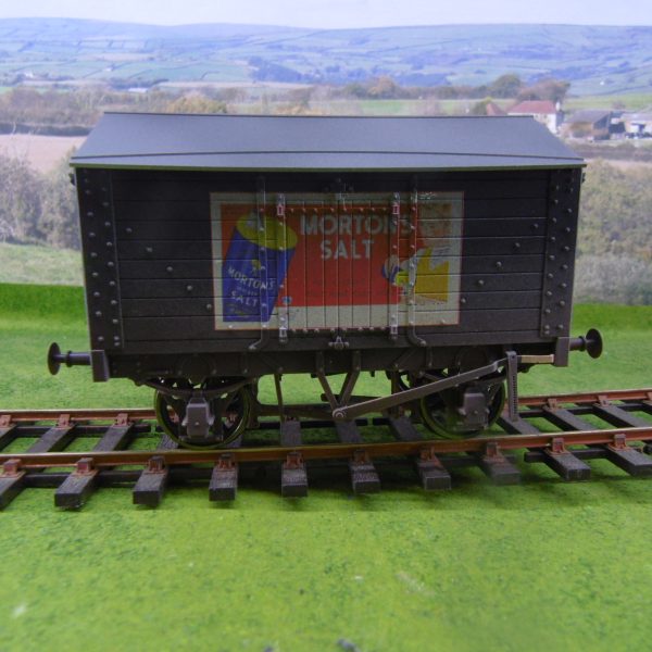 7F-018-113 Mortons Salt, Salt Van weathered