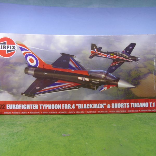 Airfix A40003 Eurofighter Typhoon FGR.4 "Blackjack" & Shorts Tucano T.1