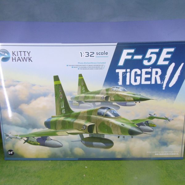 Kitty Hawk KH32018 F-5 Tiger II