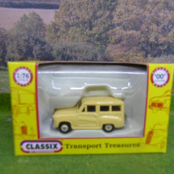 EM76858 Austin A30 Estate Cream