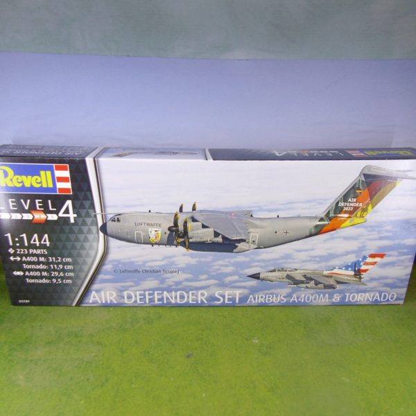 Revell 03789 Air Defender Set Airbus A400M & Tornado