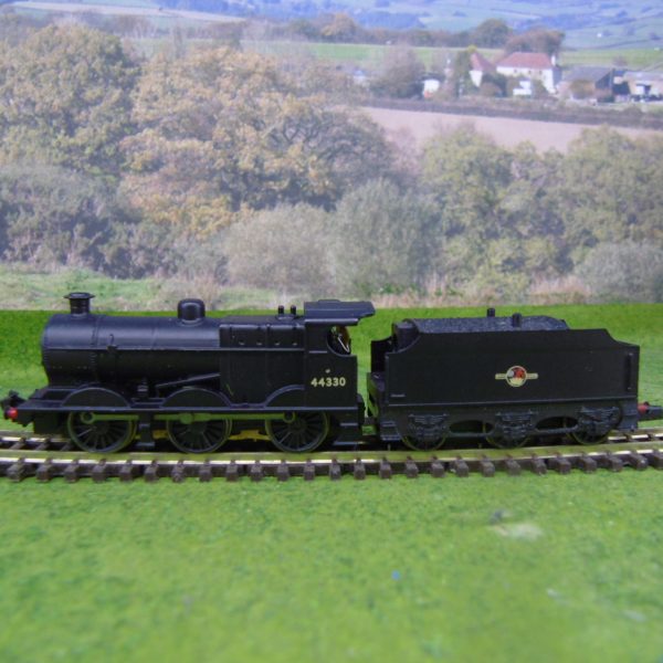 Graham Farish  Fowler 4F BR Black Late Emblem 44330