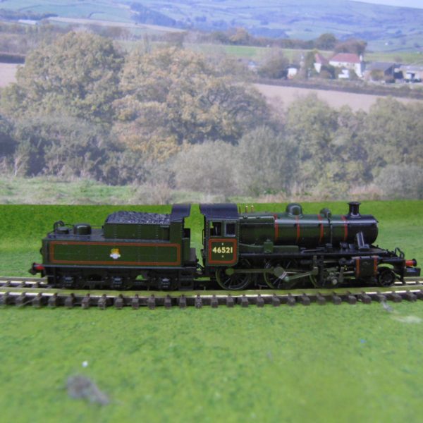Graham Farish 372-630 LMS Ivatt 2MT Class 46521 BR Lined Green Early Emblem