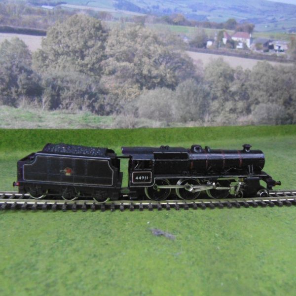 Graham Farish Black 5 BR Black Late Crest 44911 (Un-Boxed)