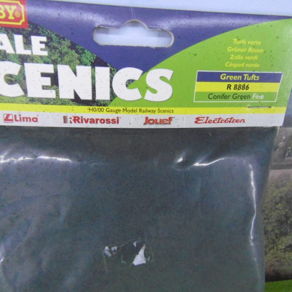 Hornby R8886 Green Tufts Conifer Green Fine