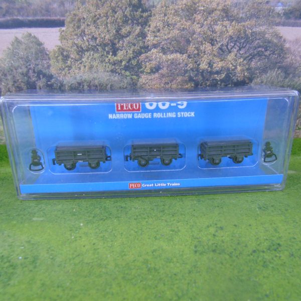 GR-323 2-Ton Slate Wagons, 2 Unbraked + 1 Braked Dark Grey