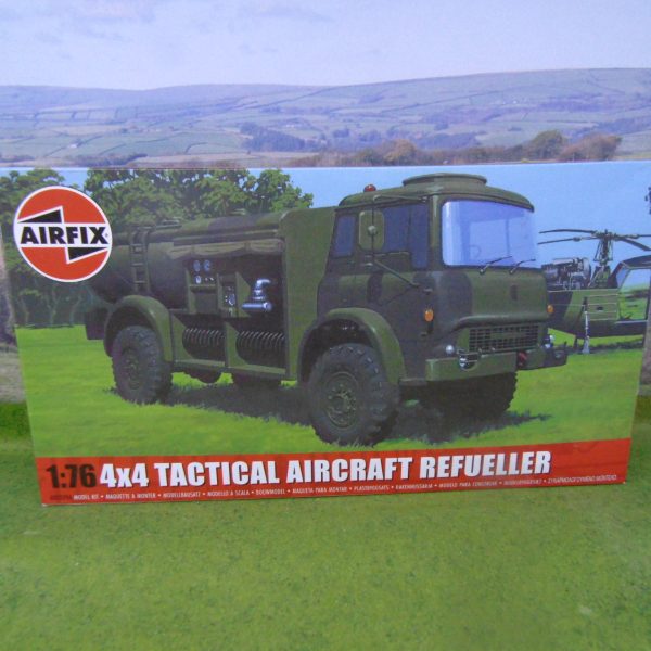 Airfix A02329A 4X4 Tactical Aircraft Refueller
