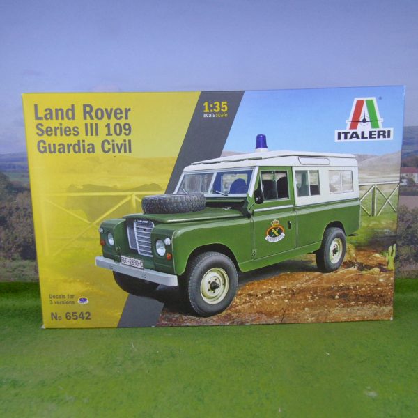 Italeri 6542 Land Rover Series III 109 Guardia Civil