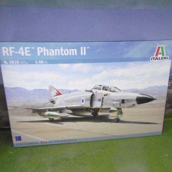 Italeri 2818 RF-4E Phantom II