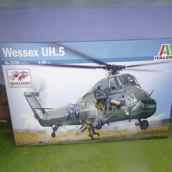 Italeri 2720 Wessex UH-5