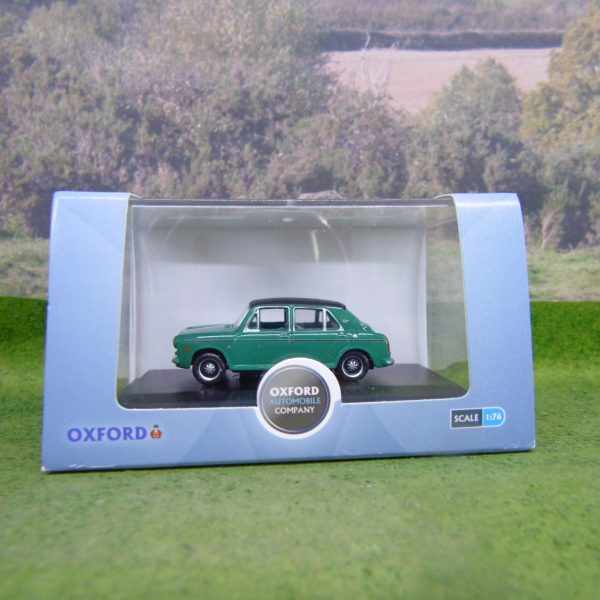 76AUS008 Austin 1300 GT Aqua