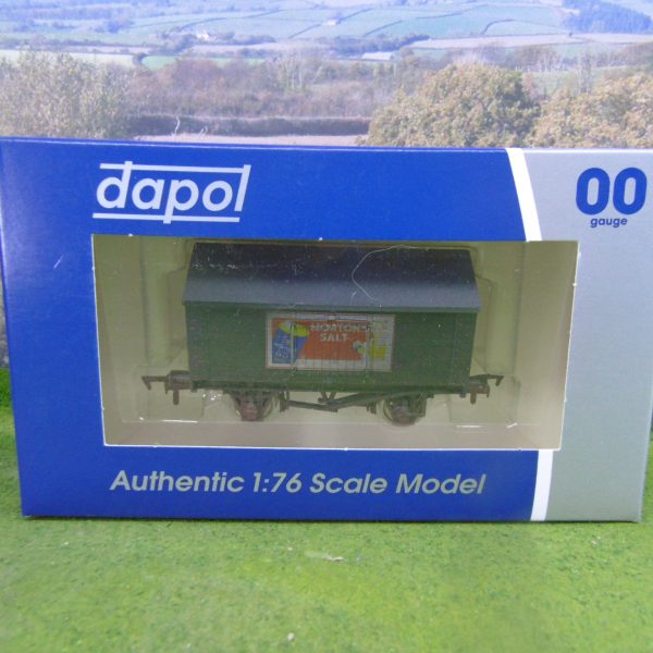 4F-018-113 MORTONS SALT Salt Van Weathered